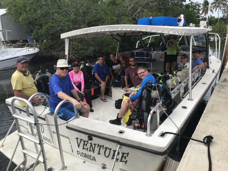 Discover amazing Scuba Diving in Key Largo Marine Wonderland